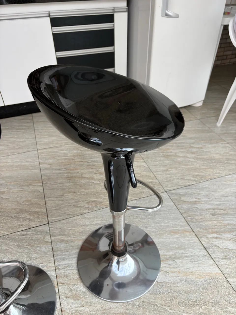Vende se Duas Banquetas  - Foto 2