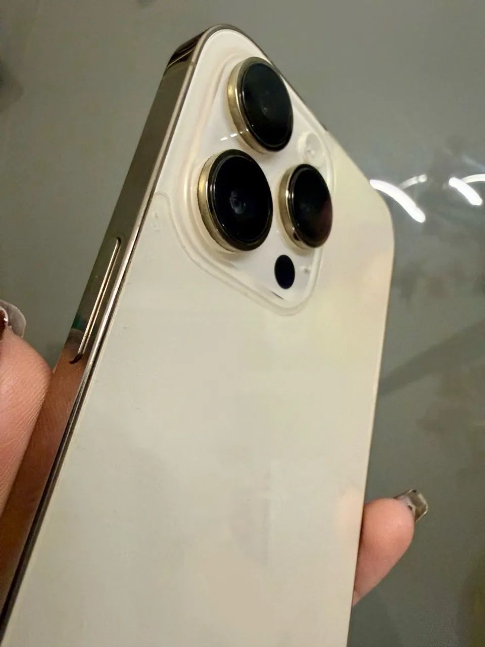 iPhone PRO MAX 14 Dourado 256 Gi - Foto 5