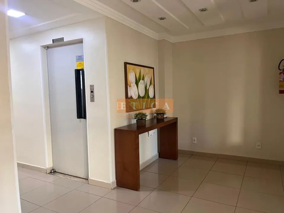 Apartamento À Venda Edifício Castel Gandolfo Londrina - Foto 3