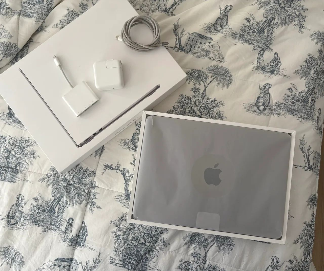 Macbook Air M2 256gb/8gb + Hub Usb | Perfeito Estado