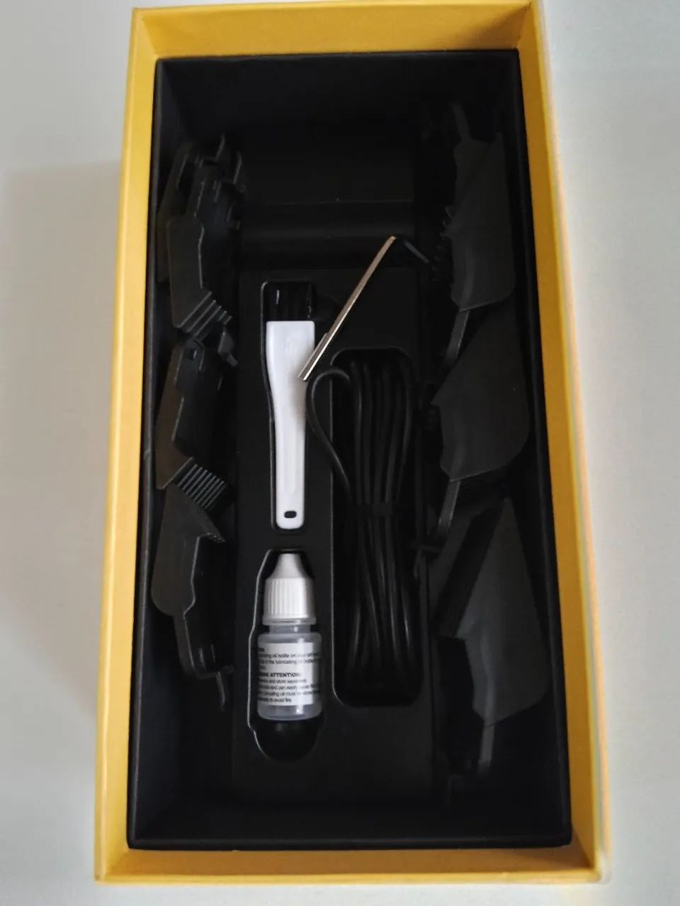 Máquina de Corte Kemei KM-1829 - Profissional e Recarregável  - Foto 4