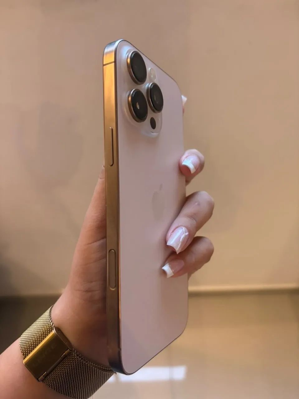 iPhone 16 pro max  - Foto 4