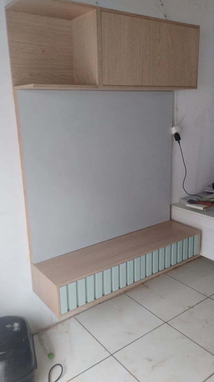 painel de tv com frente gaveta ripada  - Foto 2