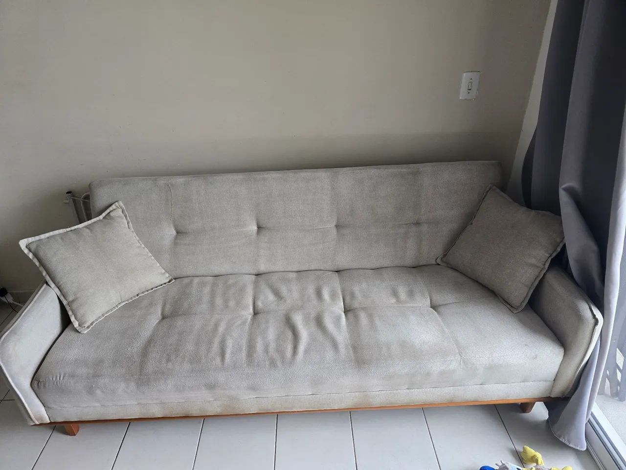 Sofá cama de linho bege