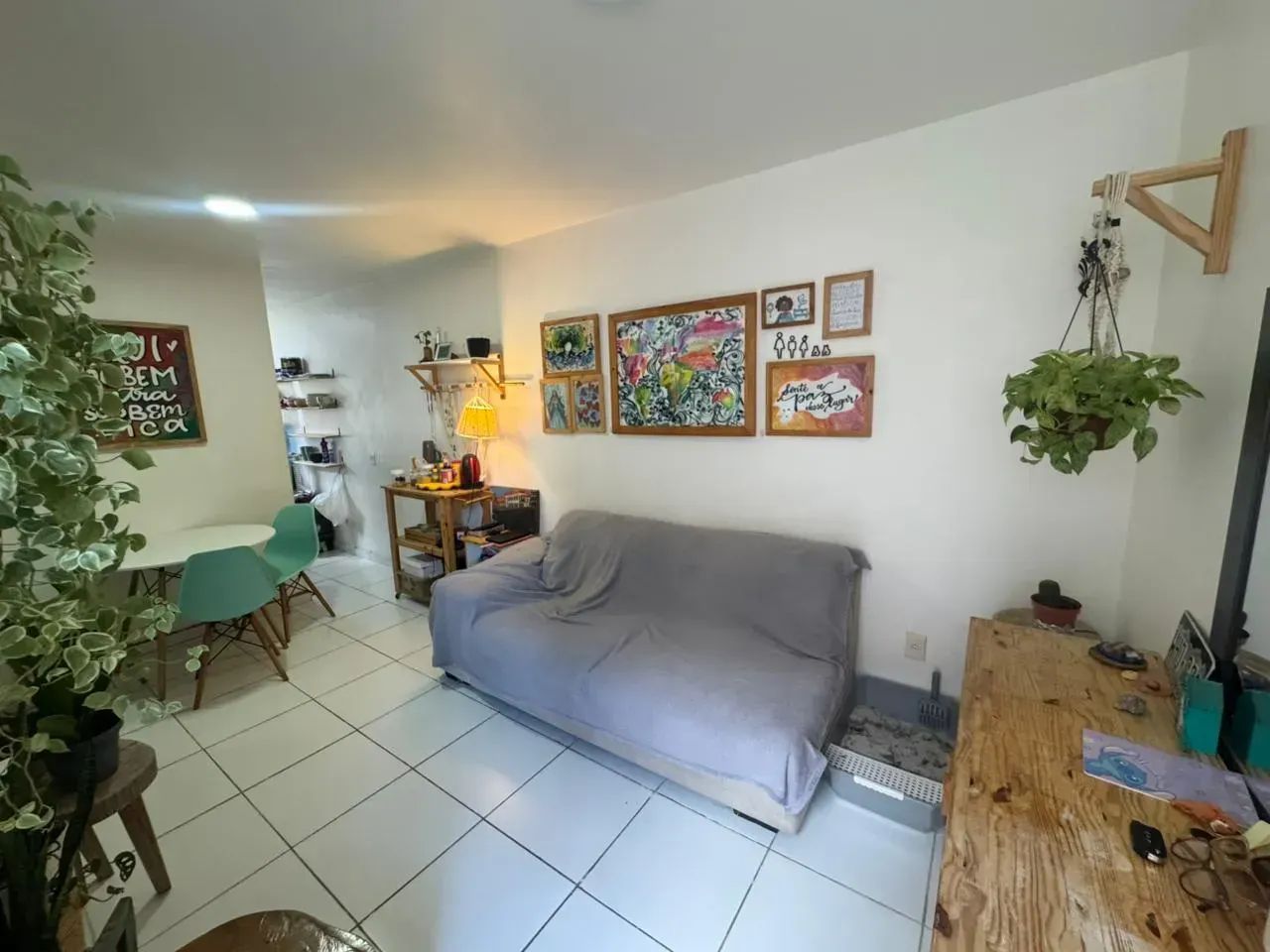 Apartamento com 2 quartos - Bairro  Alvorada
