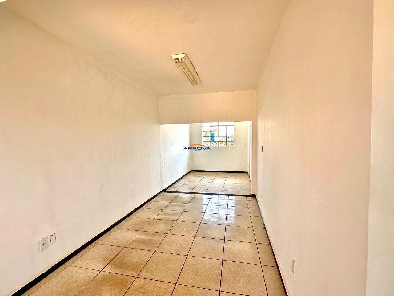 SALA PARA ALUGAR NO CASTELO!!! - Foto 2