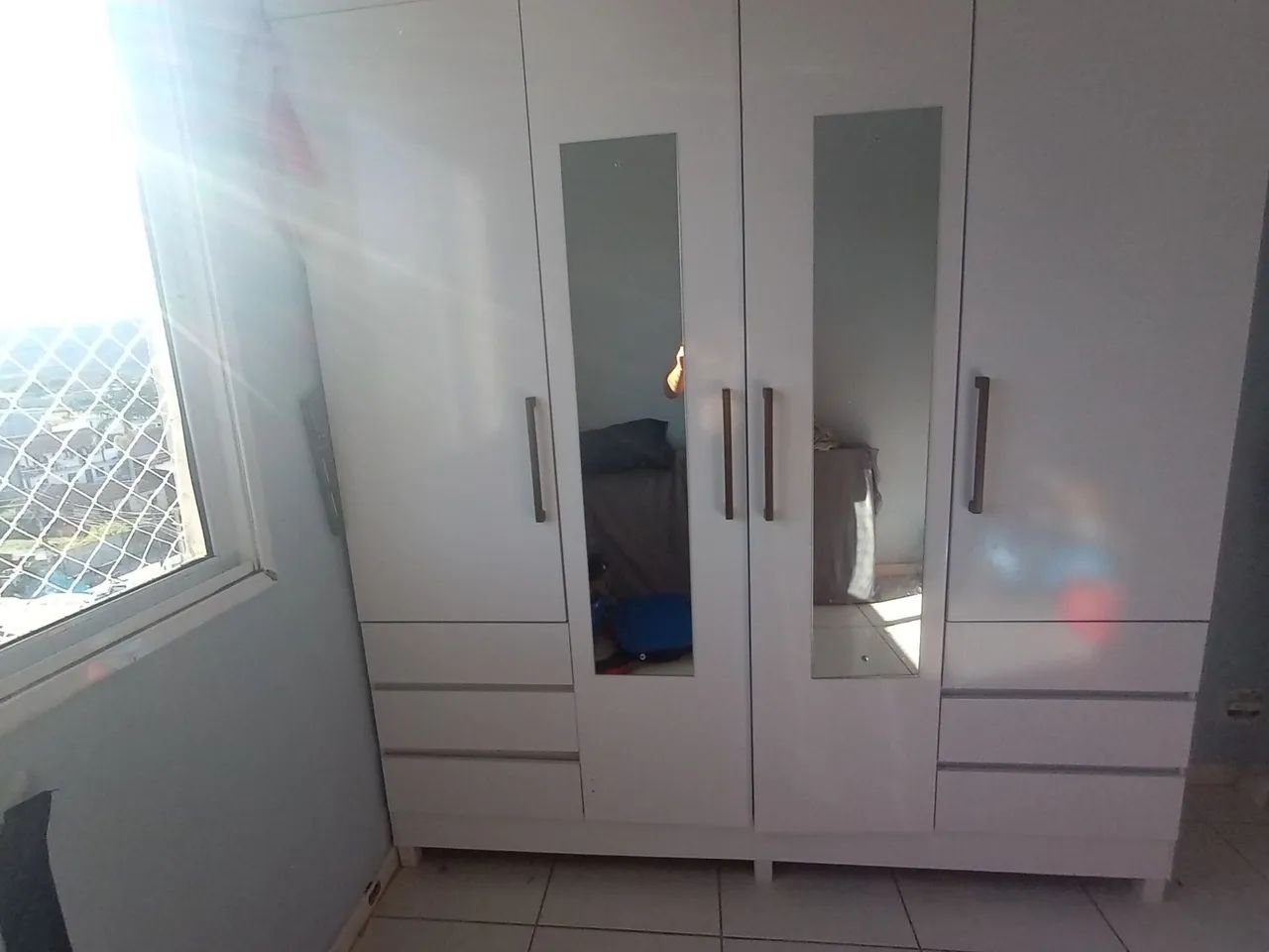 Guarda roupas 4 portas 