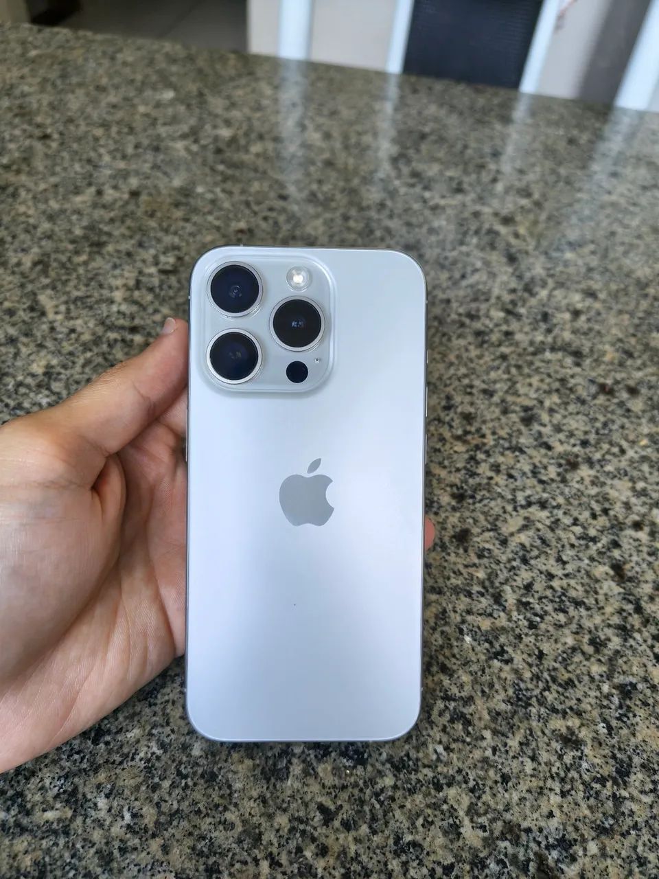 iPhone 15 Pro 86% original 128gb Branco