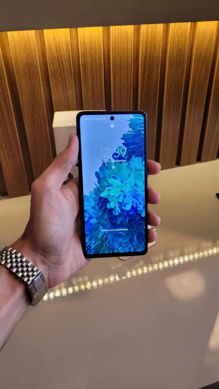 SAMSUNG S20 FE 5G 128GB - Foto 2
