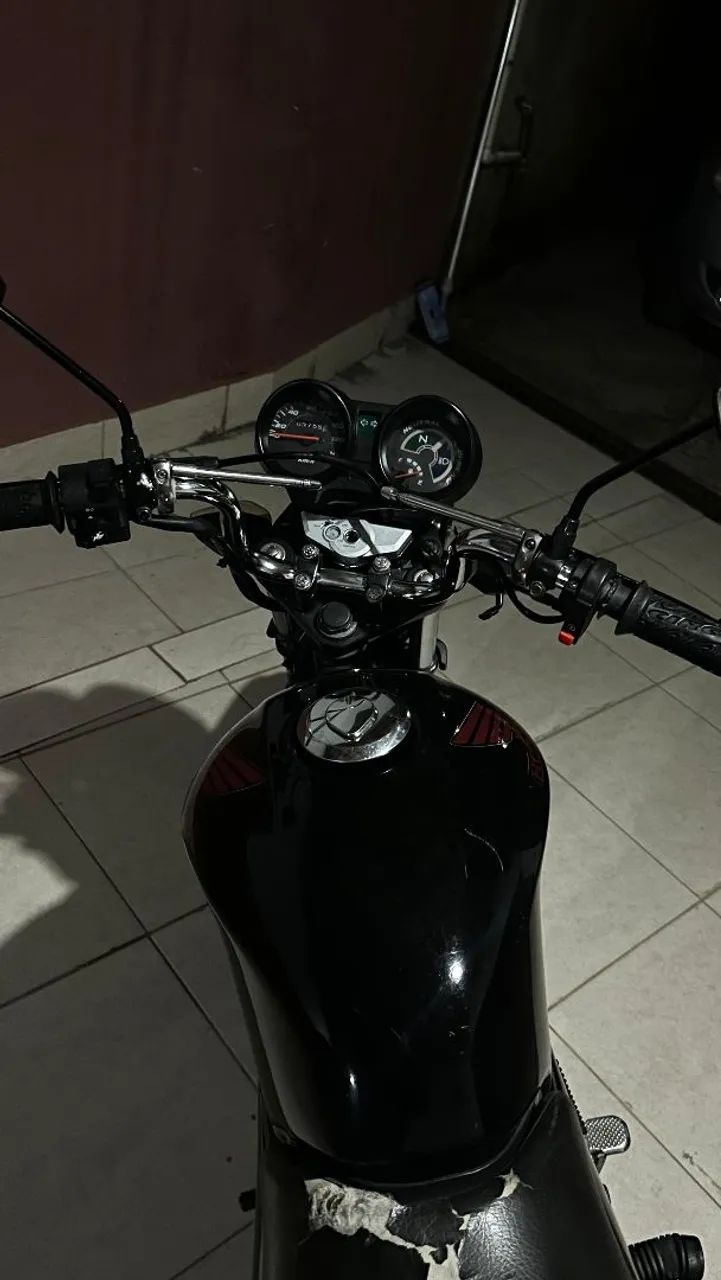 Titan 150  - Foto 4