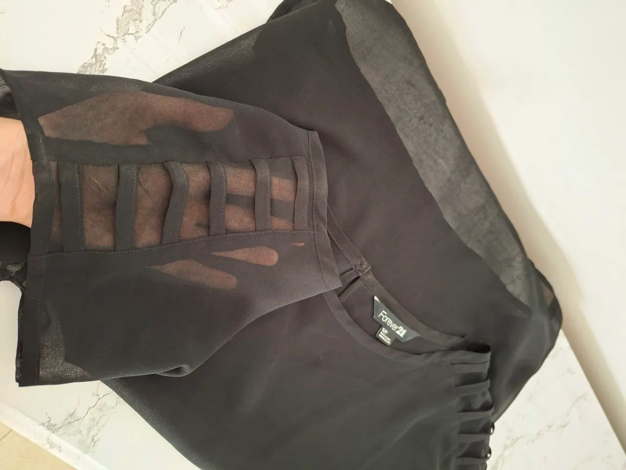 Blusa preta de tule - Forever 21 - Foto 3