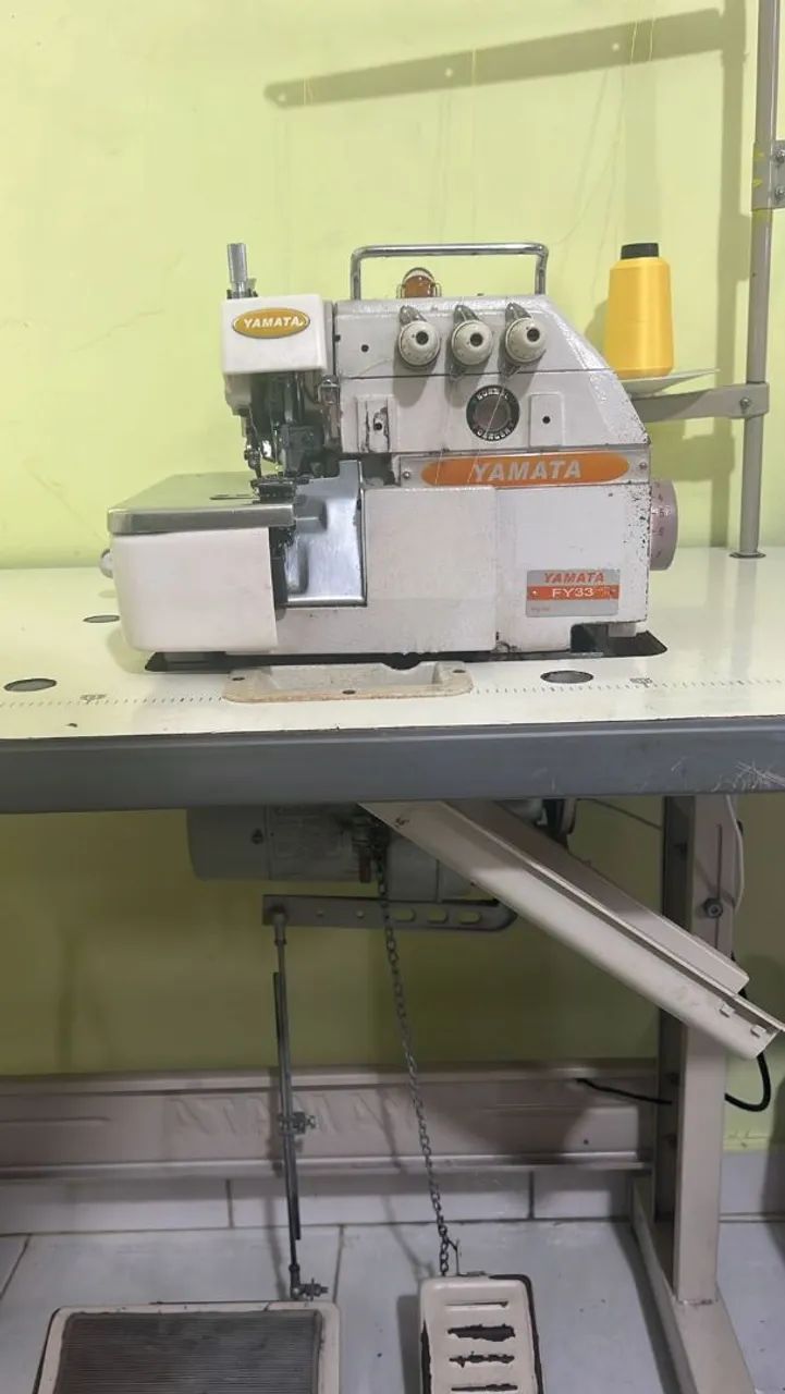 Overlok industrial 