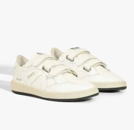 Tenis schutz couro branco.