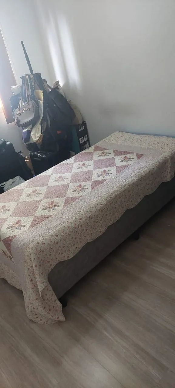 Cama de solteiro box 