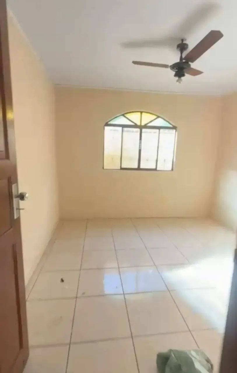 EXCELENTE CASA A VENDA - Foto 4