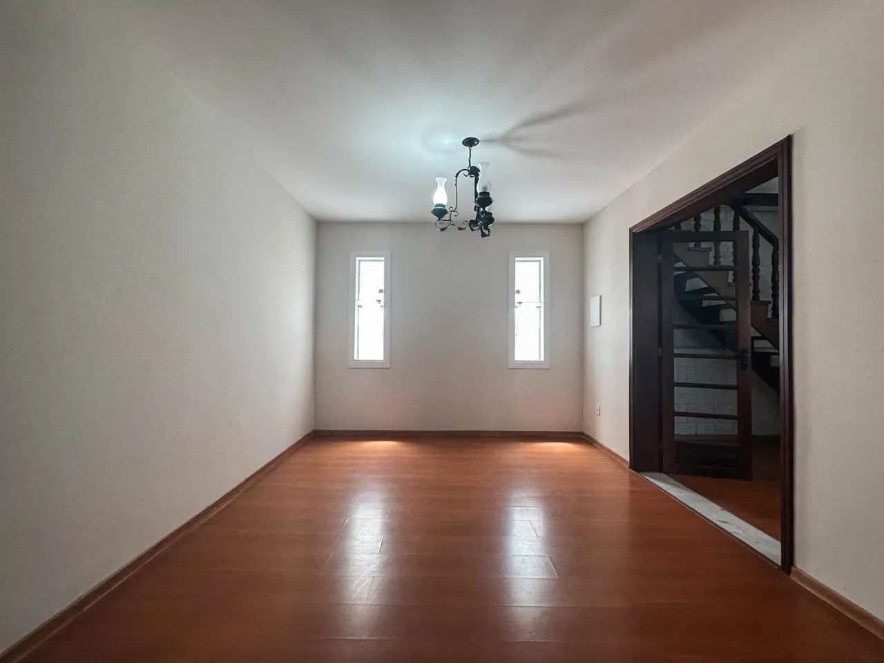 Casa com 4 quartos e entrada independente para locação e venda - Foto 2