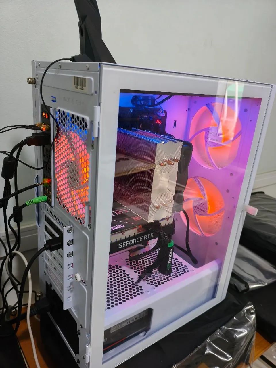 PC Aorus Z590 Wi fi, Core I5 10400F, Galax RTX 3050 8 GB GDDR 6 e monitor 24" Gigabyte IPS - Foto 5