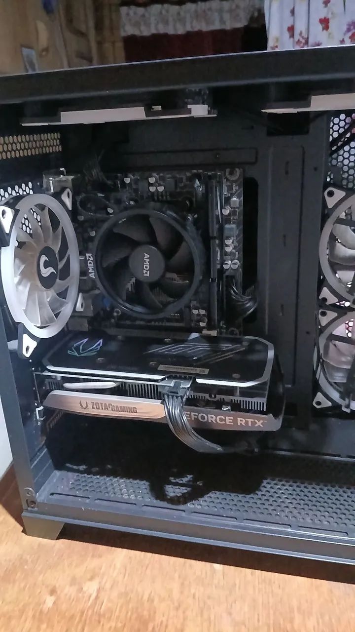 RTX 4060 8gb Zotac (com caixa)