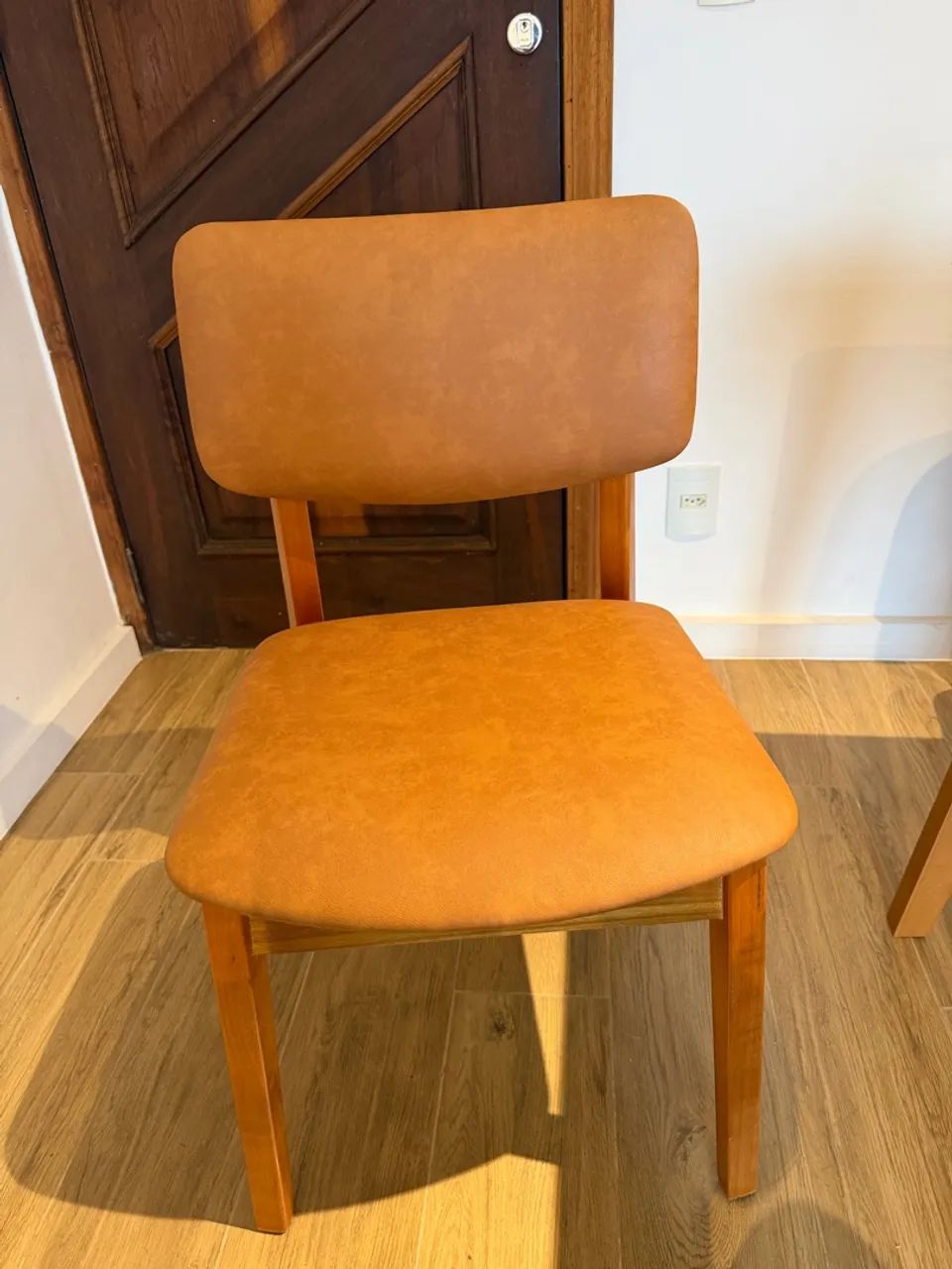 Mesa de Jantar e 6 Cadeiras