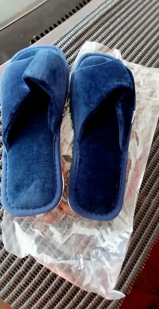 Pantufa Demillus Zerada sem uso 35/36 - Foto 4