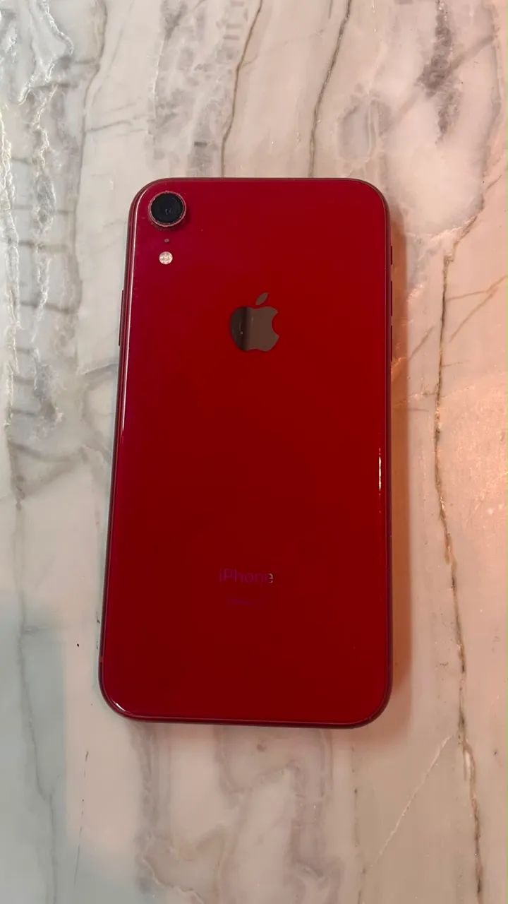 Vendo iPhone XR de 64GB e 08 Plus de 128GB