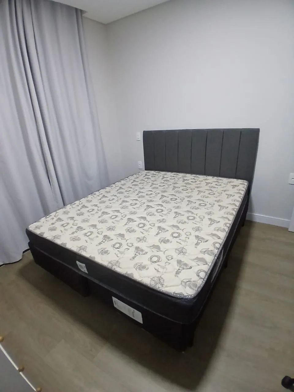 Cama Box Queen Size