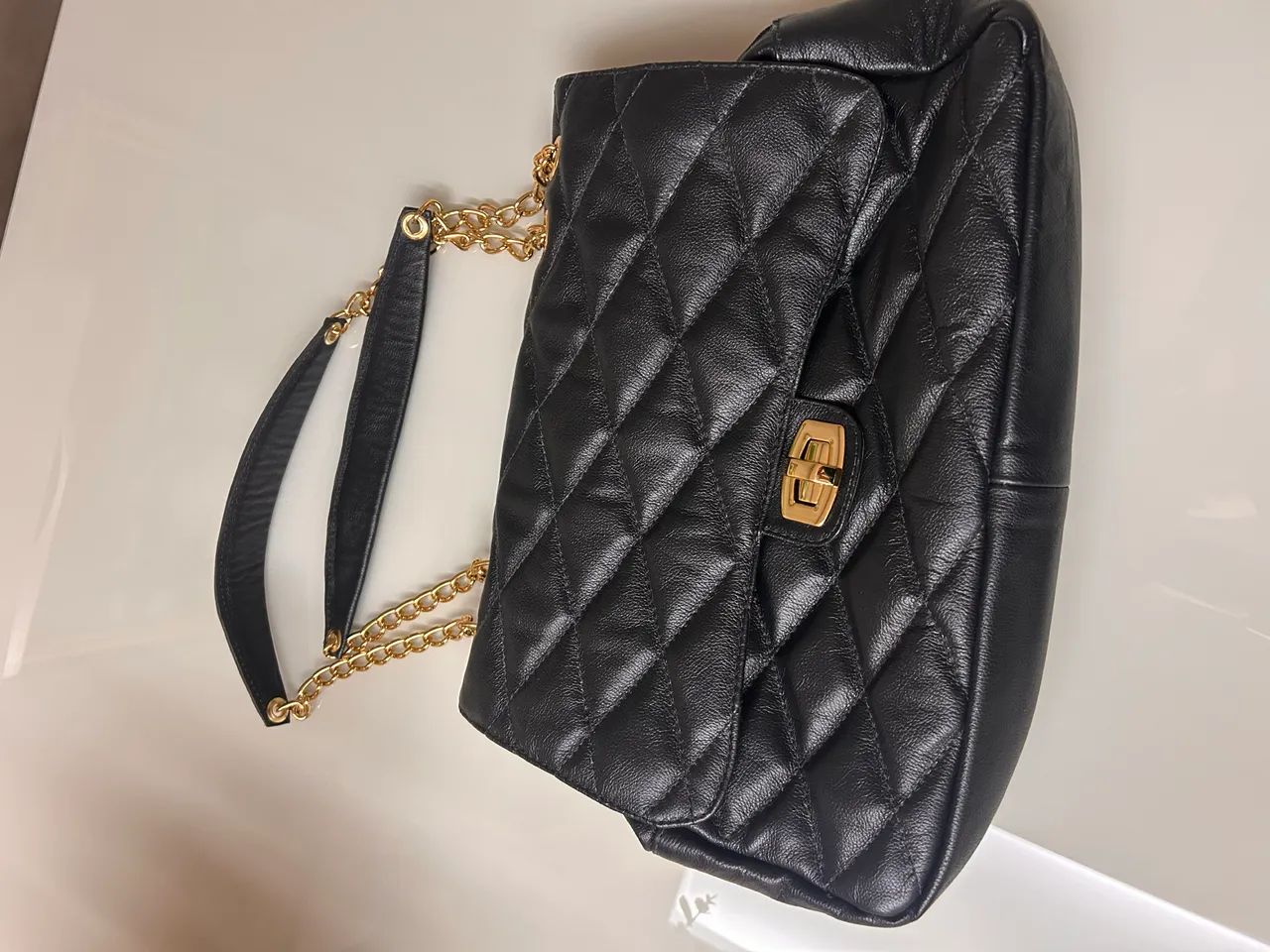 Bolsa couro legítimo Schütz 