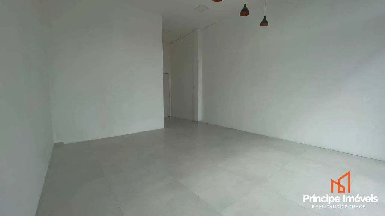 Sala comercial com no Bom Retiro em Joinville
