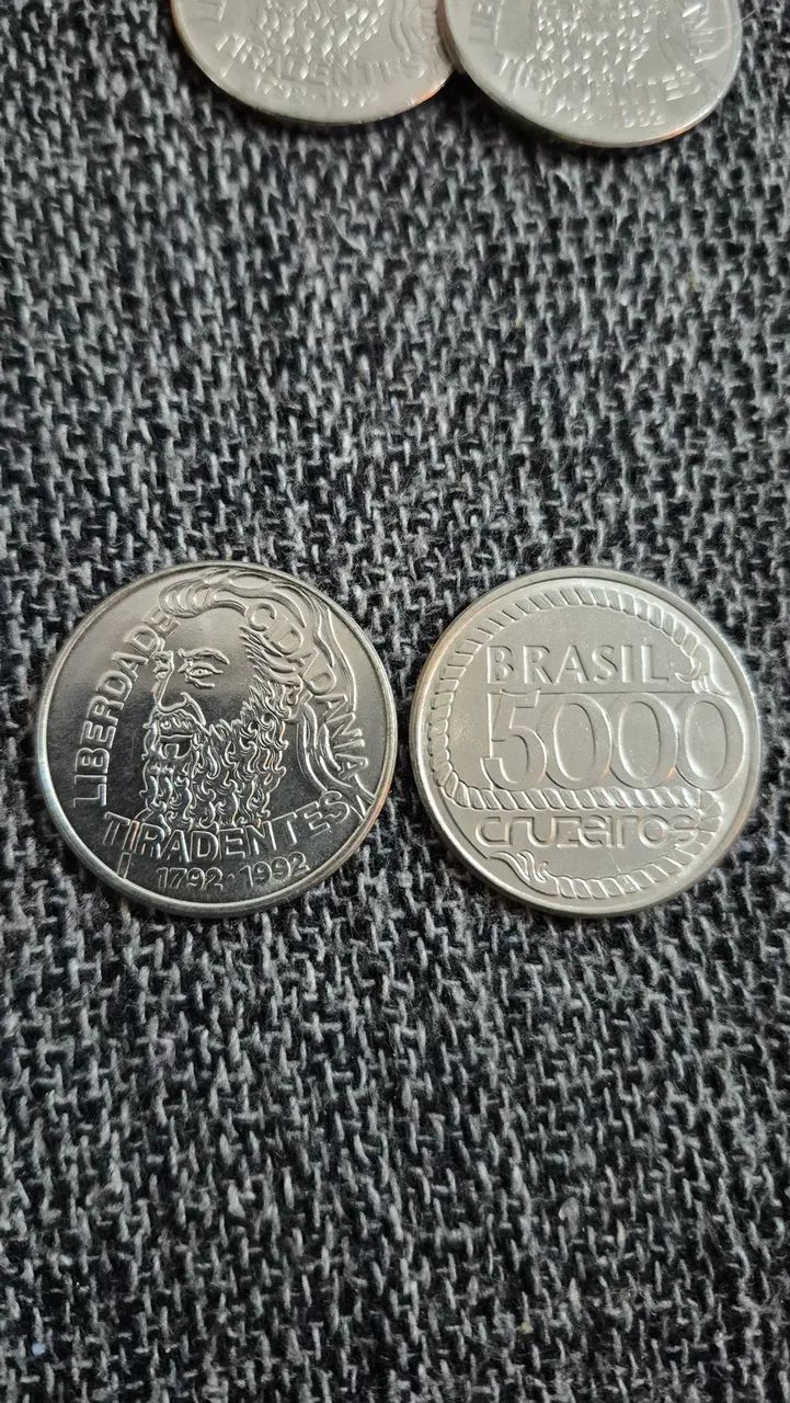 OPORTUNIDADE - 11 MOEDAS de 5000 Cruzeiros 