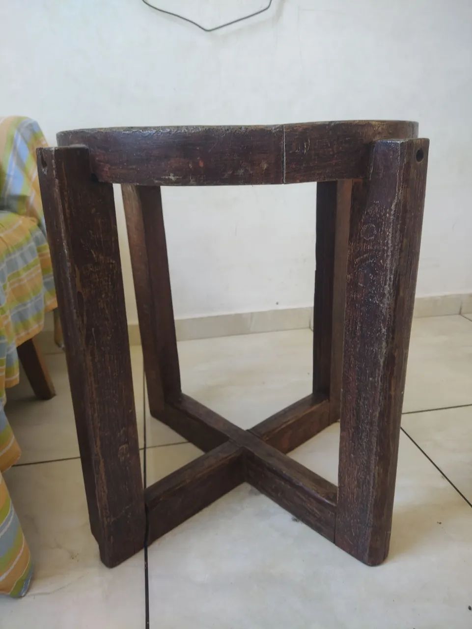 Mesa de madeira maciça  - Foto 2