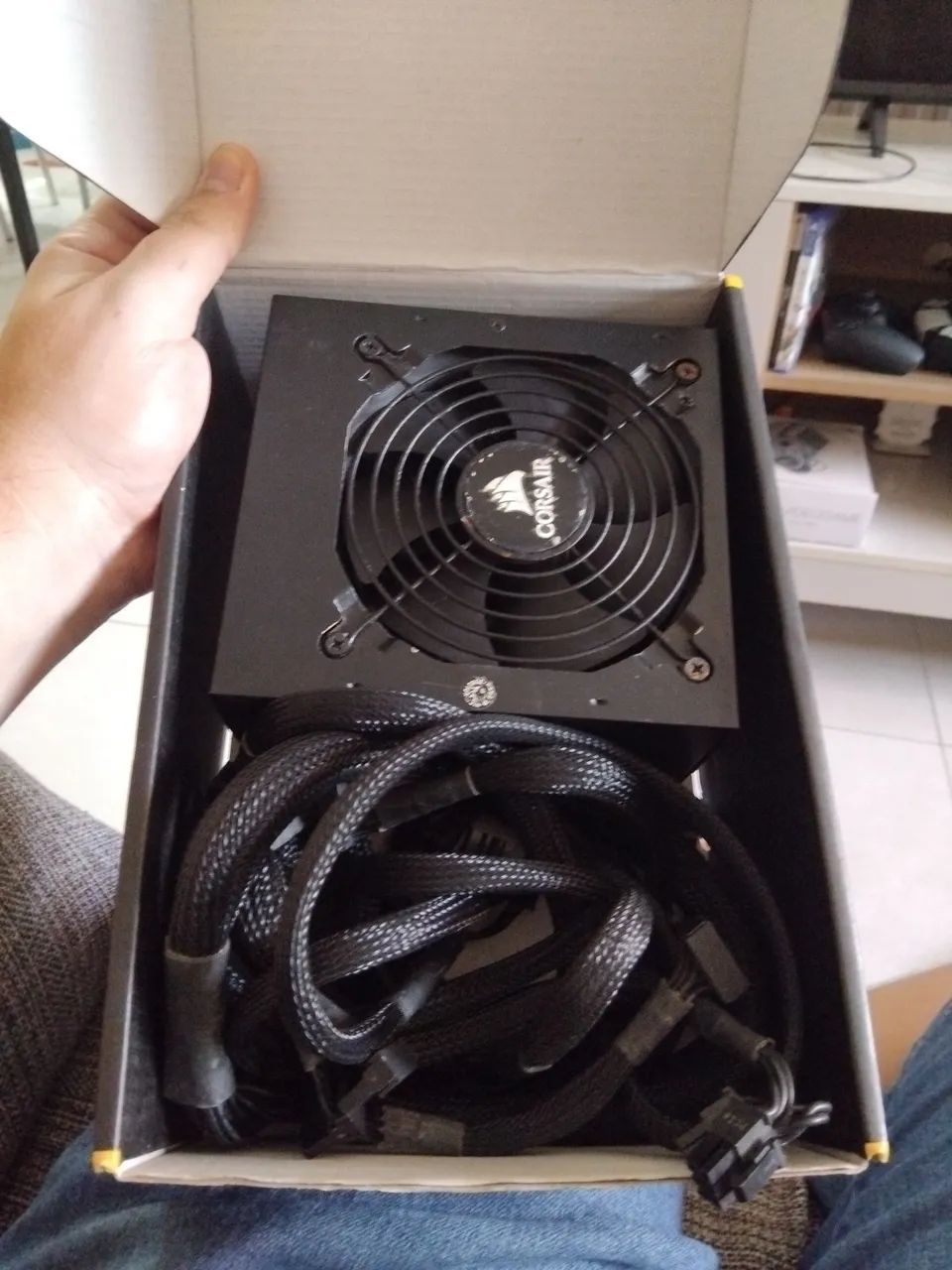 Fonte ATX Corsair CX550 80 Plus - Foto 2