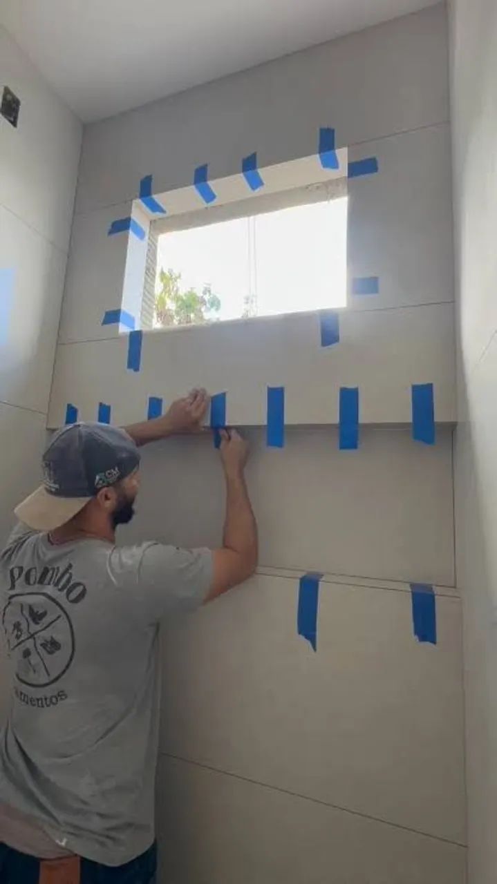 Preciso de uma azulejista.