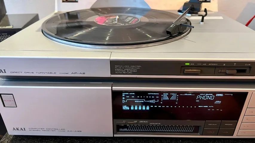 Toca Disco Akai AP-A2 - Direct Drive - Funcionando 100% - Foto 2