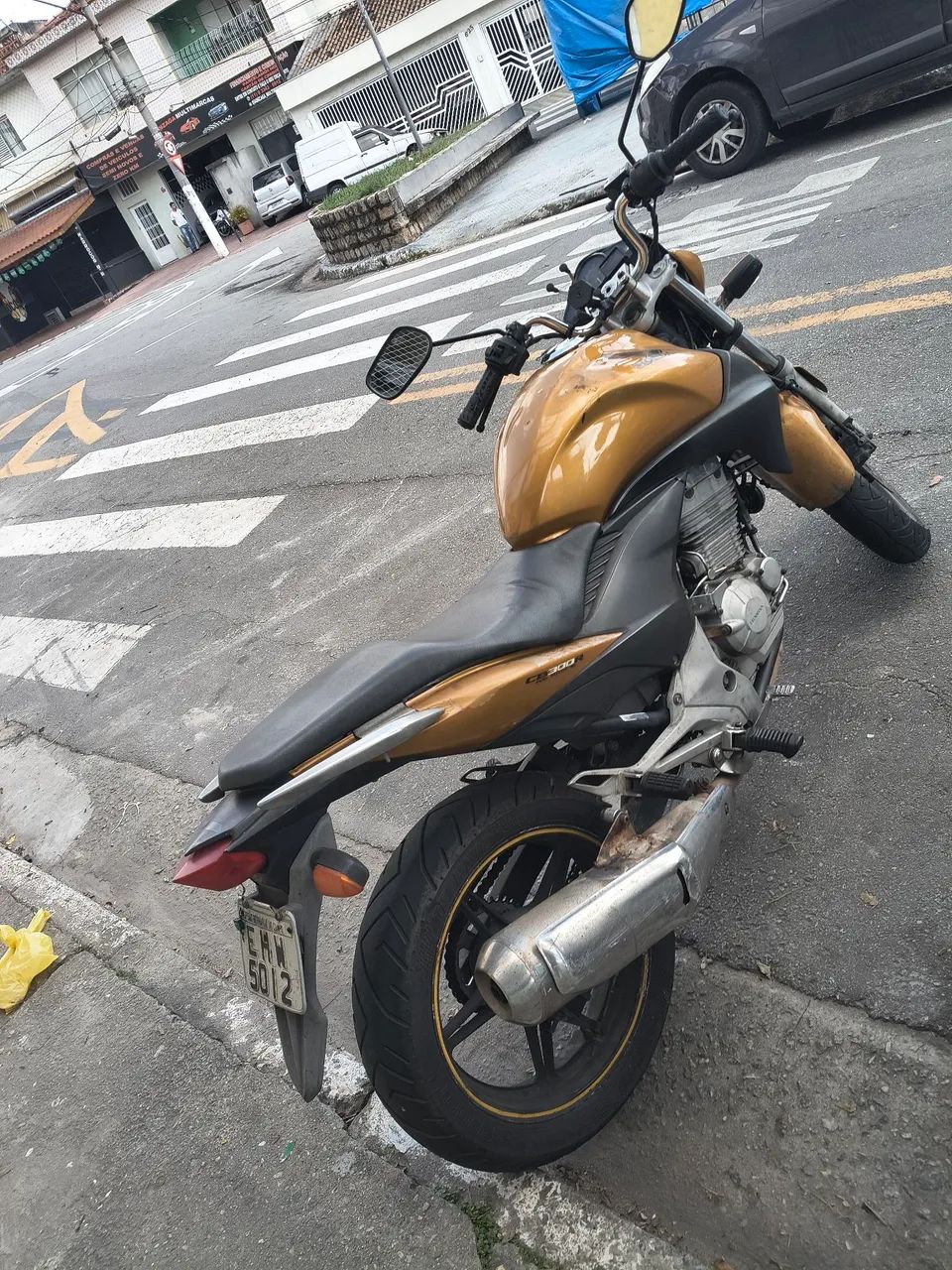 Cb 3000