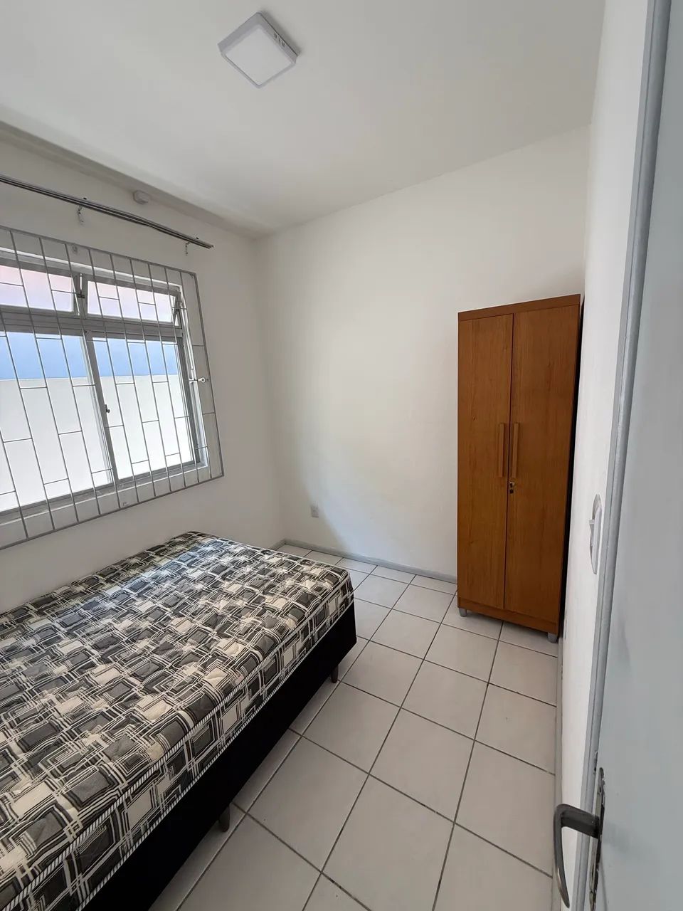 KITNET MOBILIADA PARA ALUGAR | CAPOEIRAS - FLORIANÓPOLIS - Foto 3