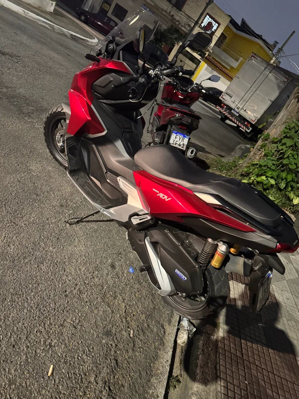 ADV 160