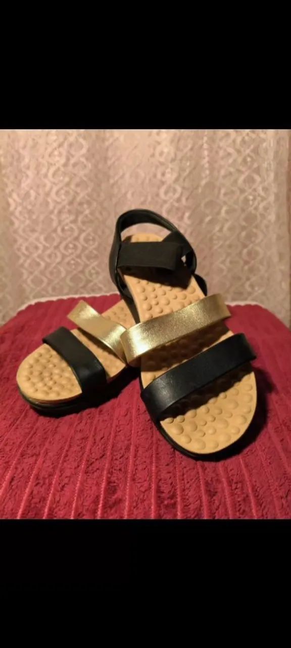 Vendo Sandálias Nova e Seminovos  - Foto 3