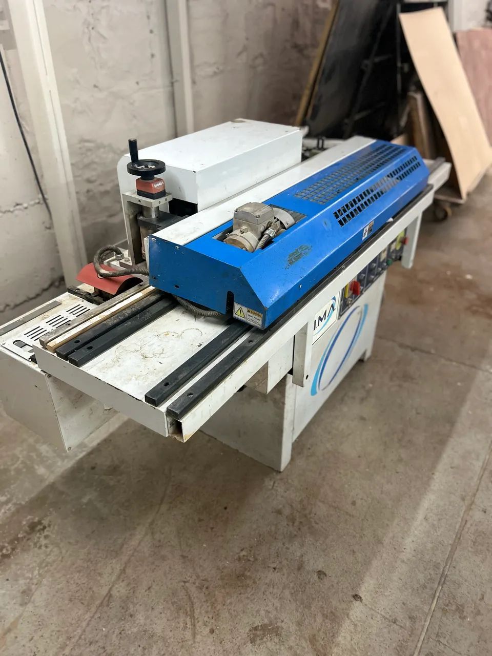 Coladeira de Borda VIMA Trifásica - 3 Grupos - Semi-Automática