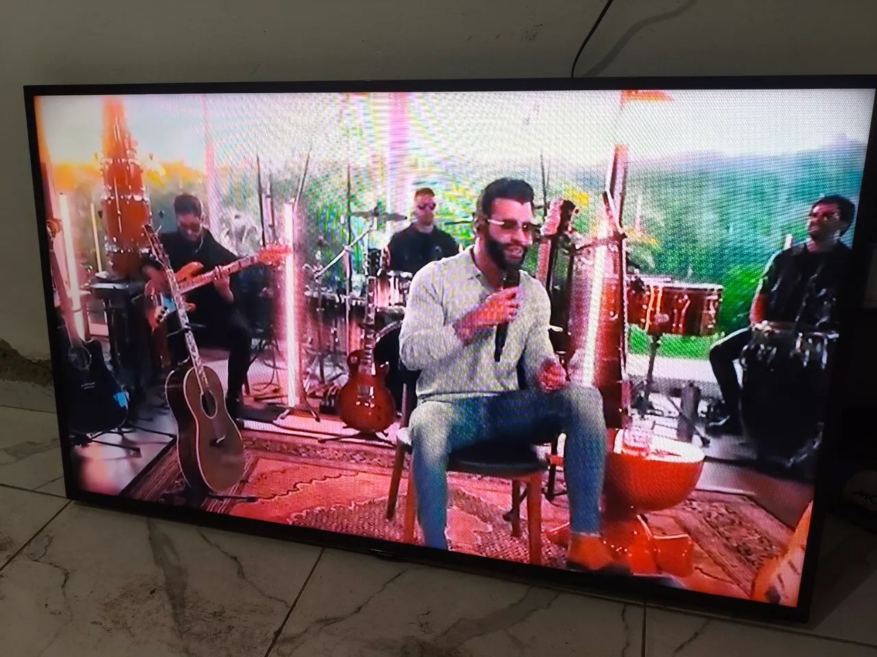 Tv 60 polegadas Smart tv wi-fi internet e controle 
