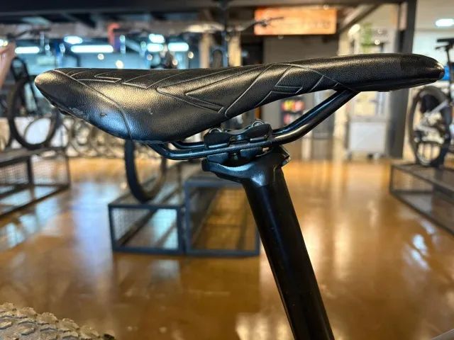Bicicleta Seminova Specialized Rockhopper Expert  - Foto 4