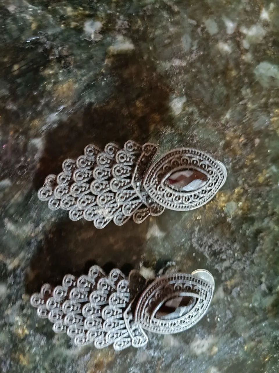 Brincos com Strass preto Feminino  - Foto 2