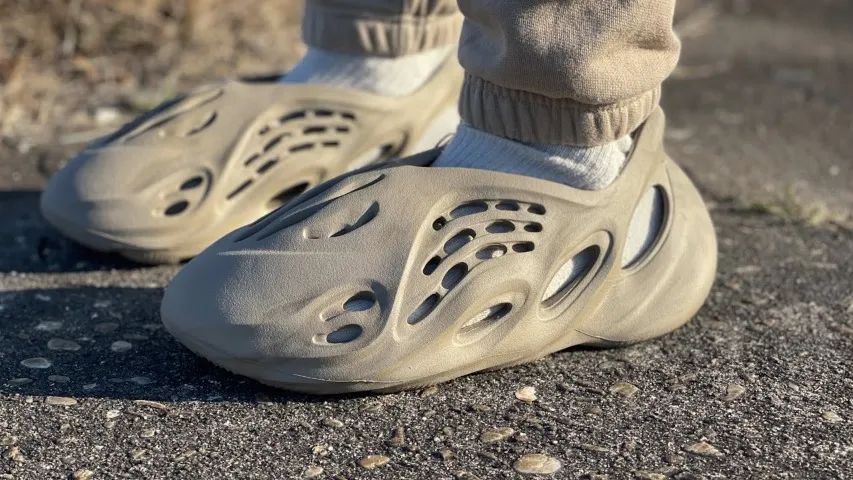 Yeezy Foam Runner - Calçados - Nossa Senhora do Rosário, São José