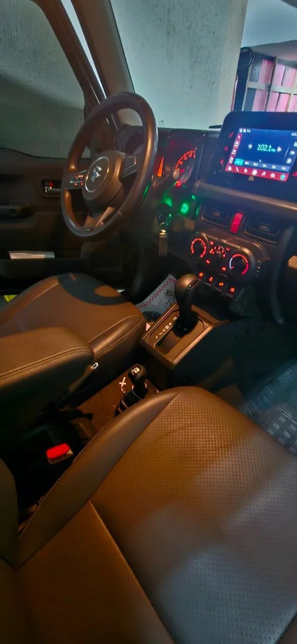 Suzuki Jimny 2023