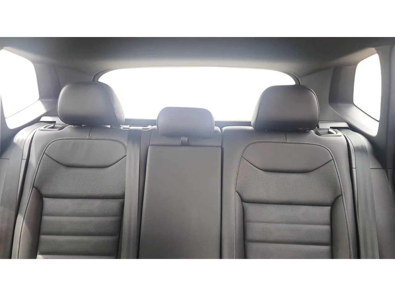 Volkswagen Taos Highline 1.4 250 TSI Flex Aut., foto 13 de 16