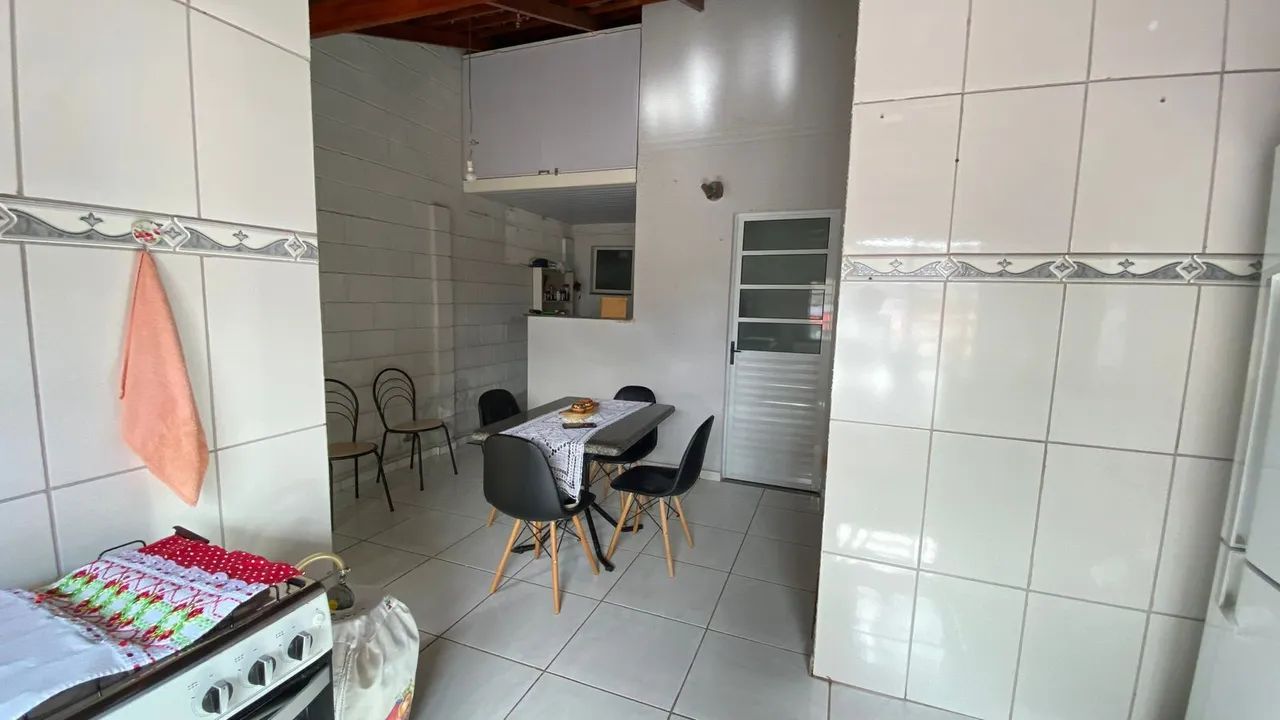 VENDO CASA EM CONDOMÍNIO FECHADO  - Foto 3
