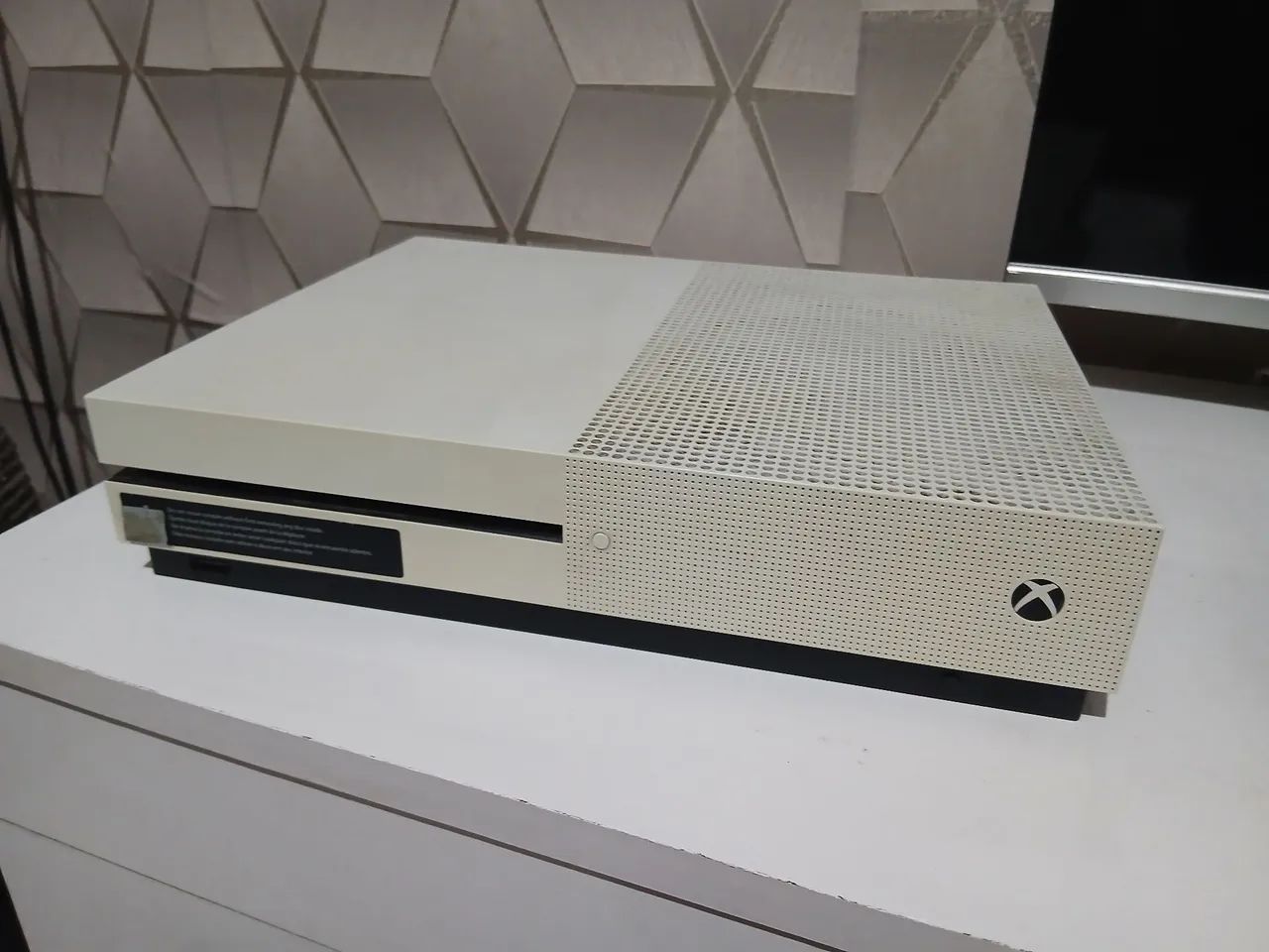 XBOX ONE S 1TB - Foto 2