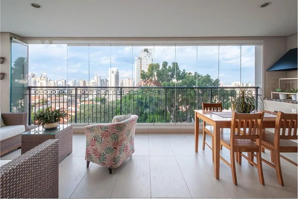 Apartamento tipo para venda com 3 quartos, sendo 2 suítes, 170m² - Foto 2