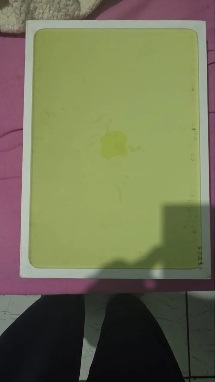 Macbook neo 512 com desbloqueio por digital  