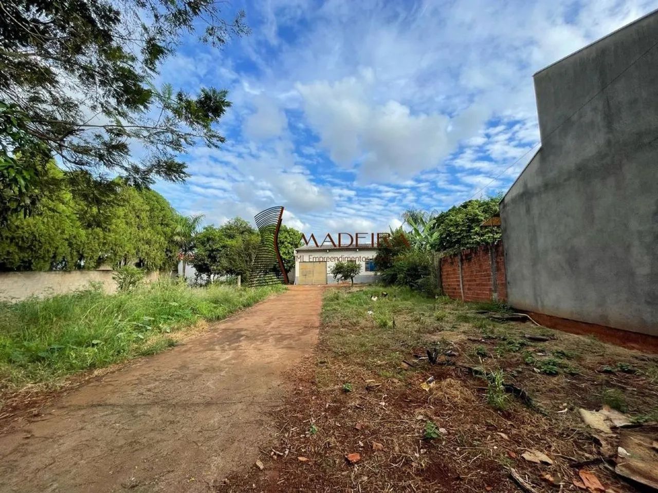 Vende-se Terreno de 1.030m² com Barracão  Aceita Permuta - Foto 3