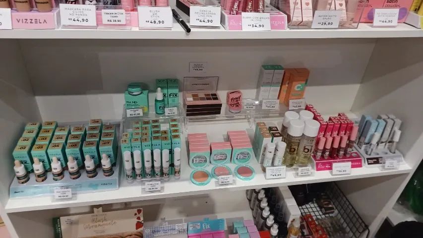 Lote Profissional de Maquiagens e Cosméticos - Marcas Variadas - Para Revenda - Foto 4